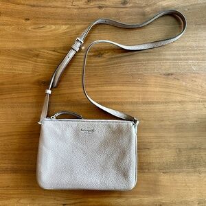 Kate Spade Leila Triple Gusset Crossbody Pebbled Leather Taupe Purse